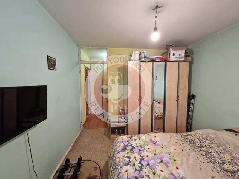 Salaj  Apartament 4 camere  82mp  decomandat  B7976