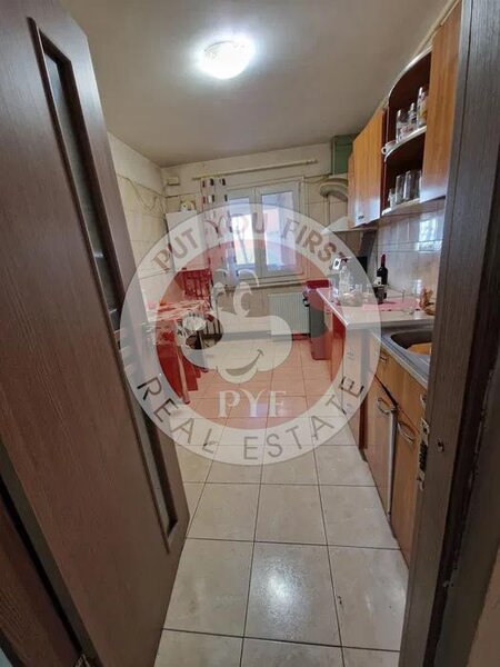 Salaj  Apartament 4 camere  82mp  decomandat  B7976